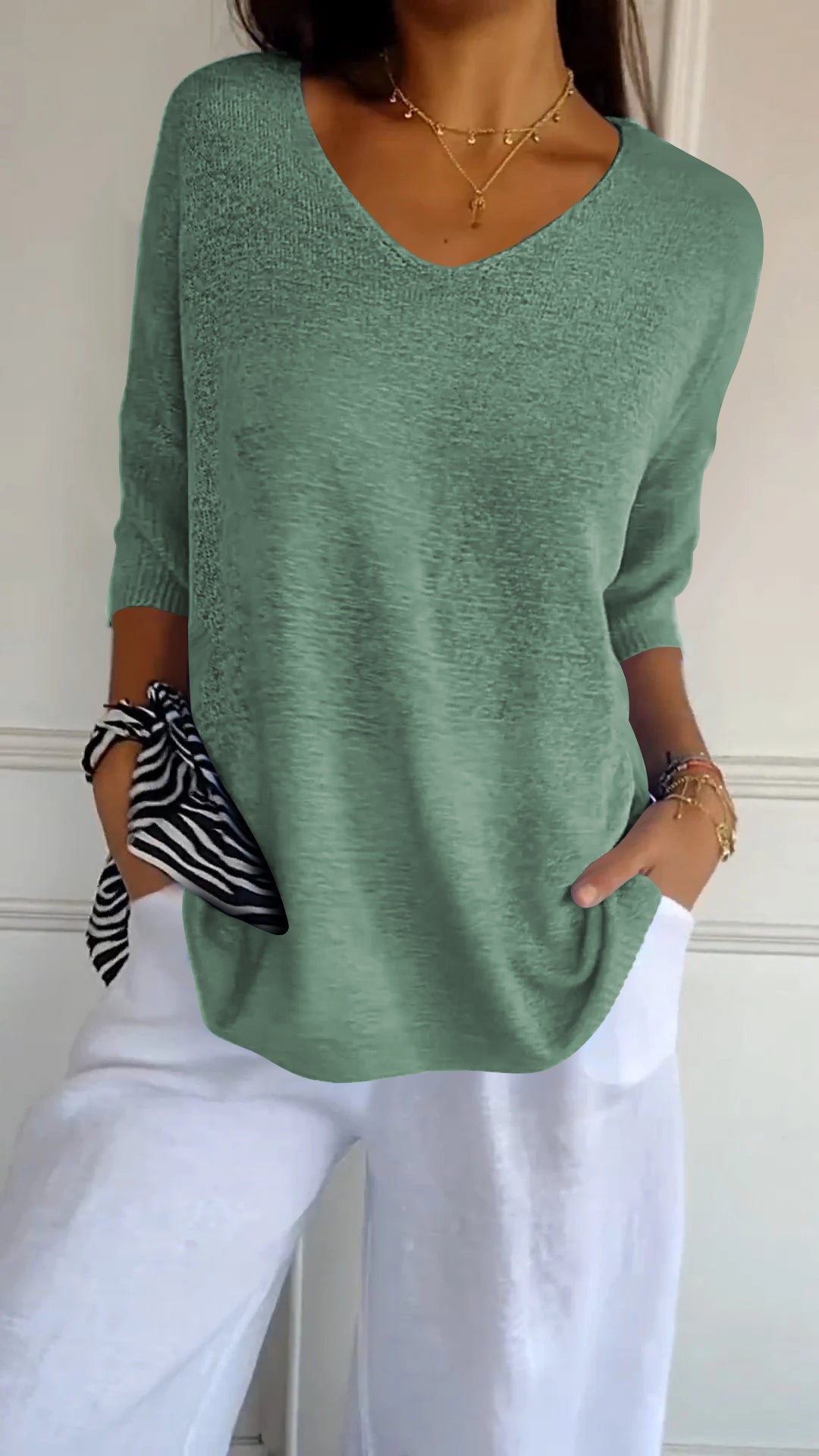 Heather - Knitted V-neck top