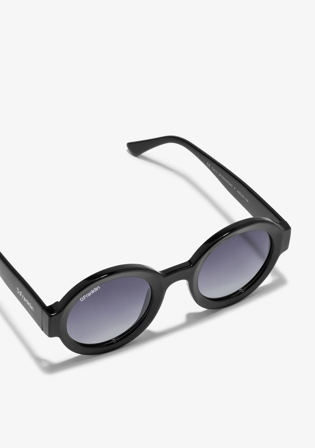 913 Shiny Black / Gradient Smoke