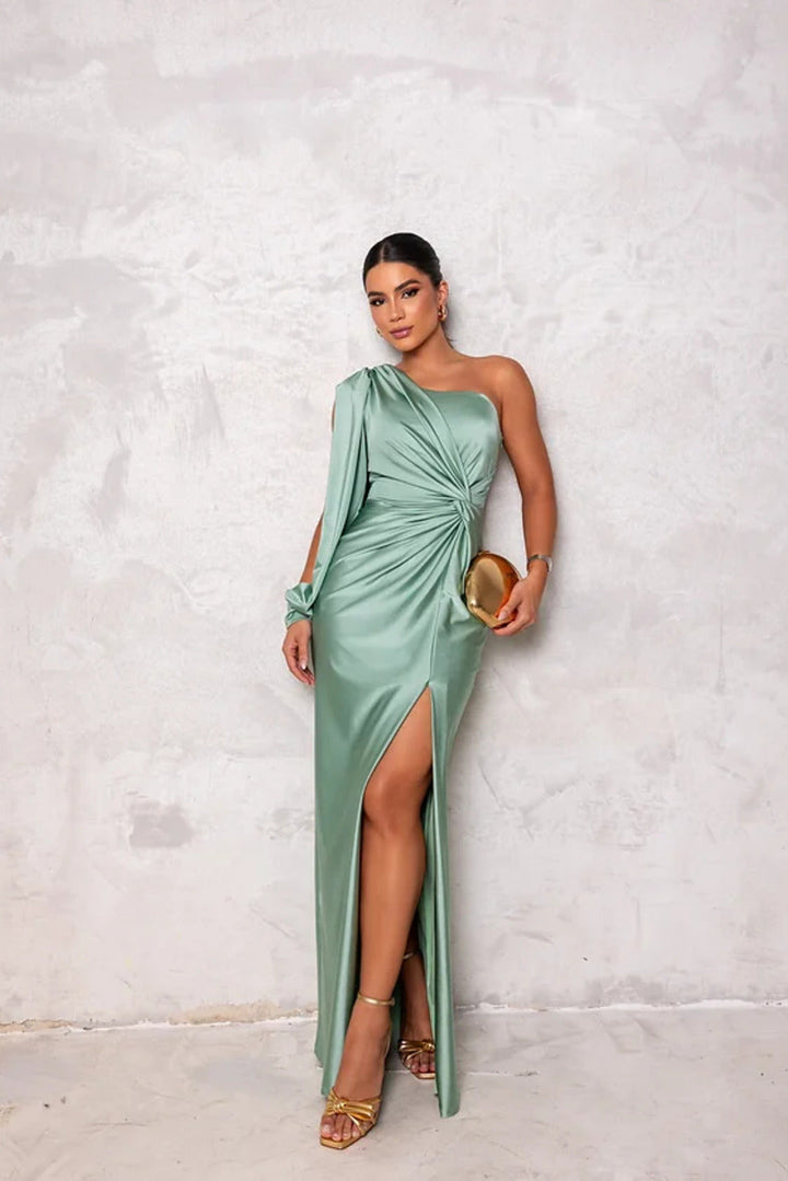 Aura Divine - O Vestido Elegante