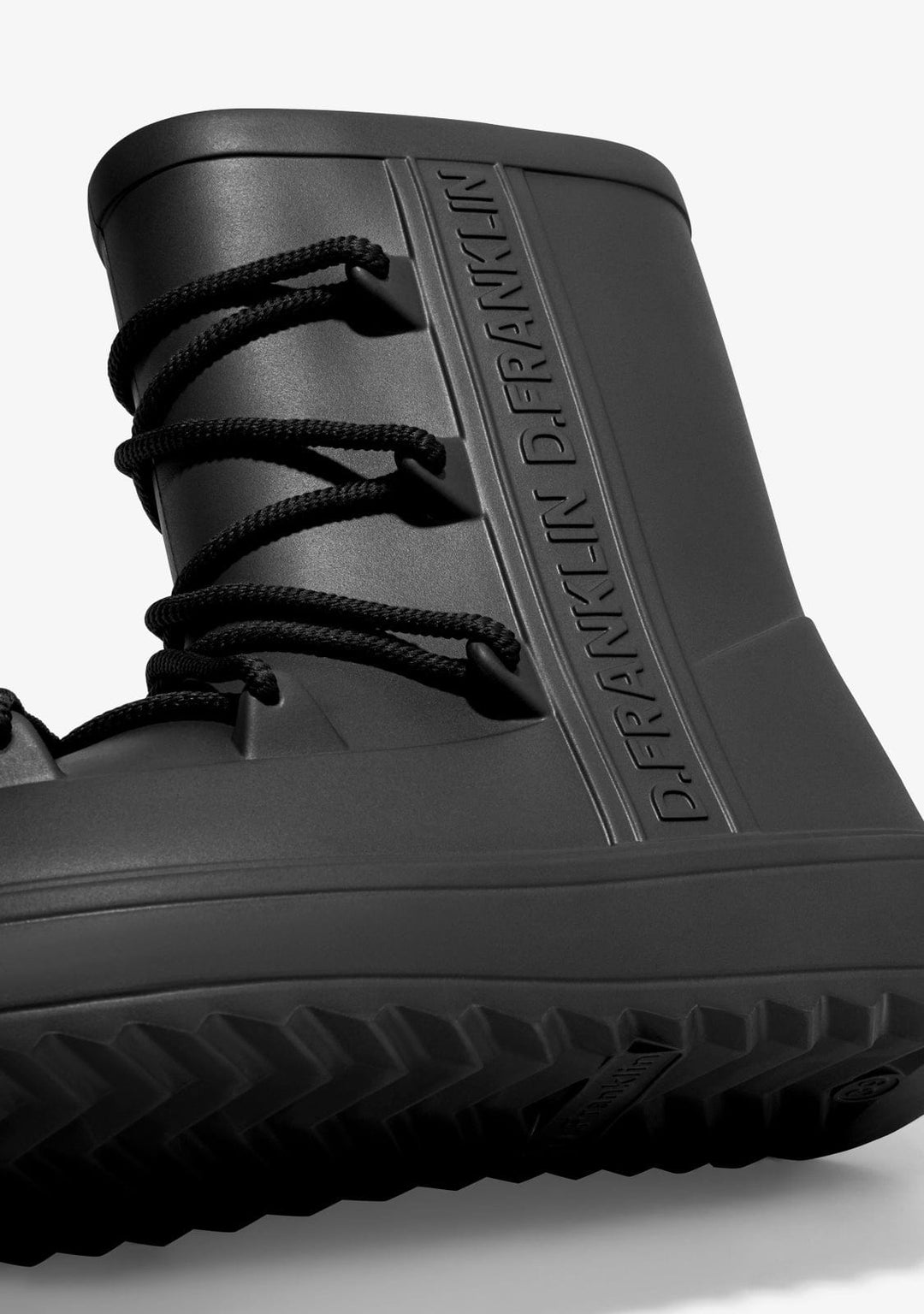 Nevis Black X D.Franklin