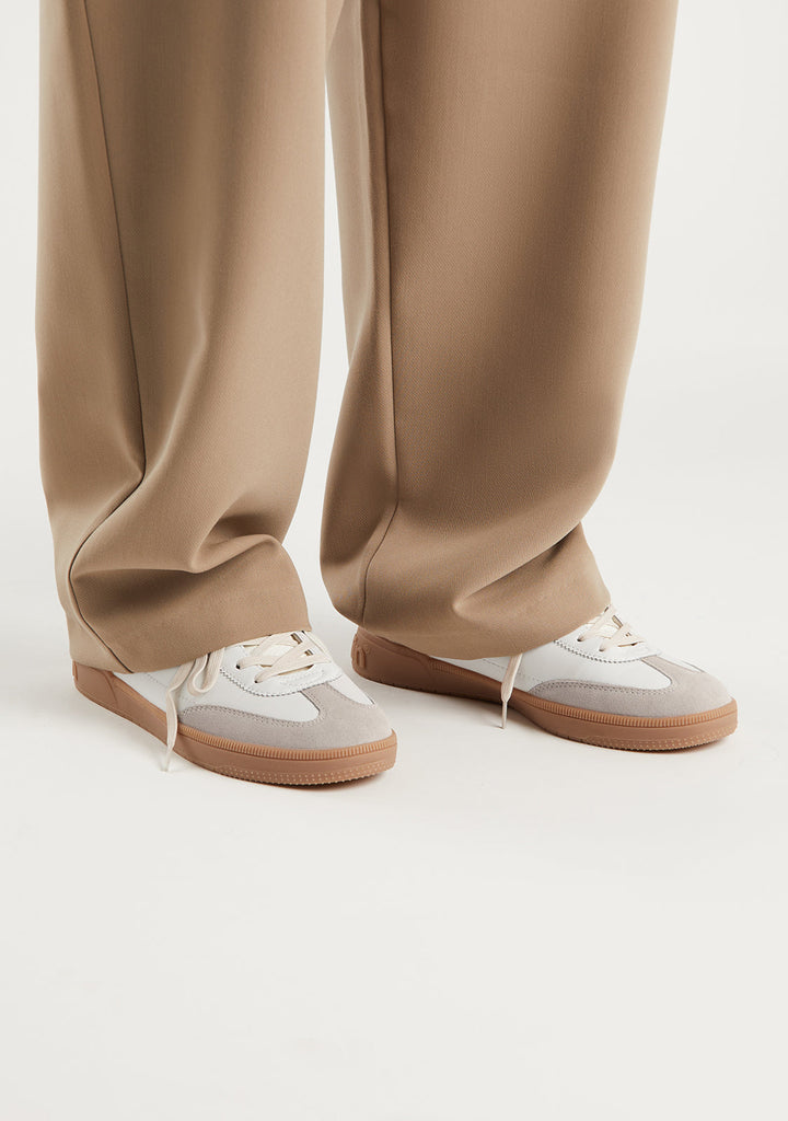 White Sneakers Rebel Basic Flag