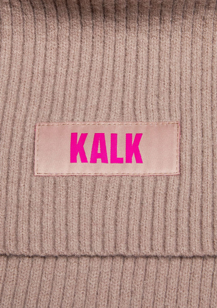 Beanie Flash Fuchsia + Scarf Globe Beige Kalk
