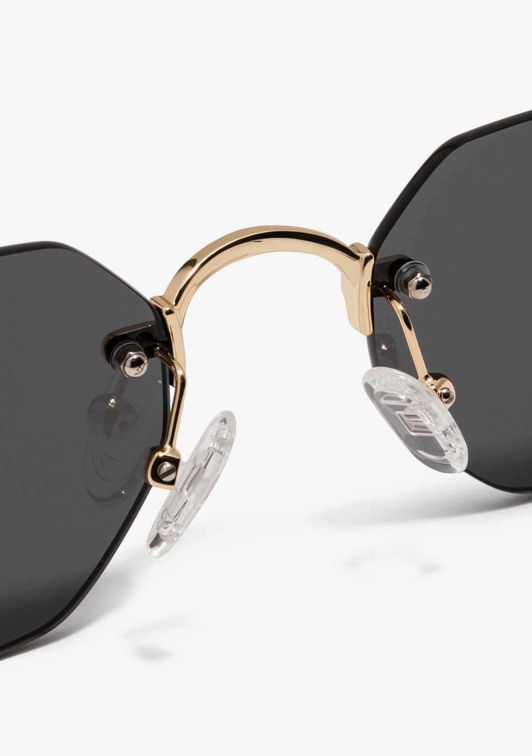 Gold Sunglasses With Black Lenses Faye