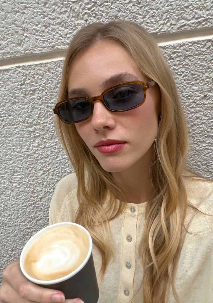 Rectangular Sunglasses Mae Amber Tort Blue