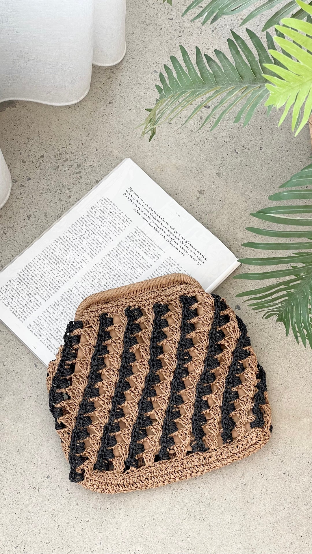 Eadie Crochet Clutch - Black / Natural