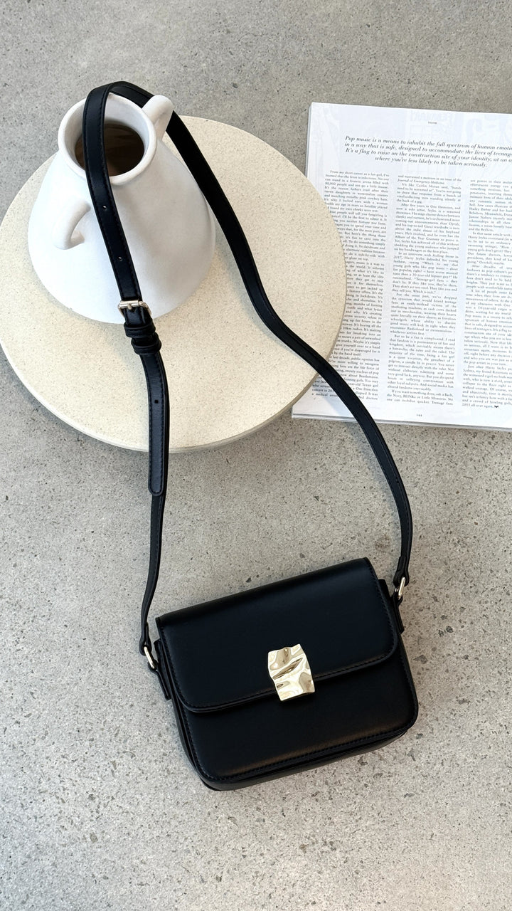 Chelsea Shoulder Bag - Black