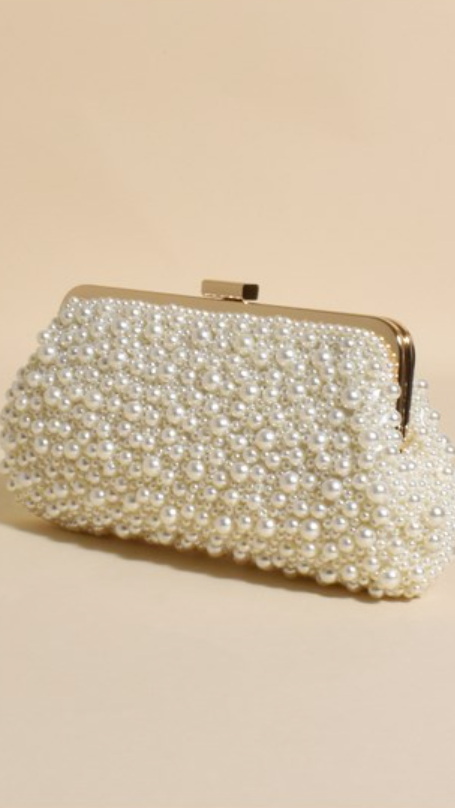 Clutch Norma Jean em Pérola Falsa - Creme e Dourado